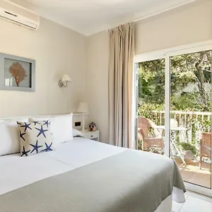 La Goleta Hotel